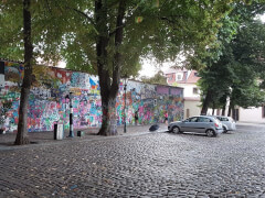 Стена Джона Леннона