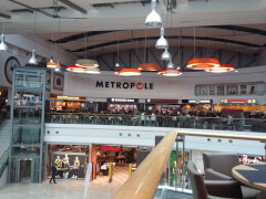 Торговый центр Metropole Zličín