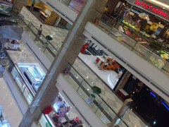 Торговый центр Vincom Plaza