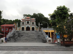 Храм Ba Chua Kho